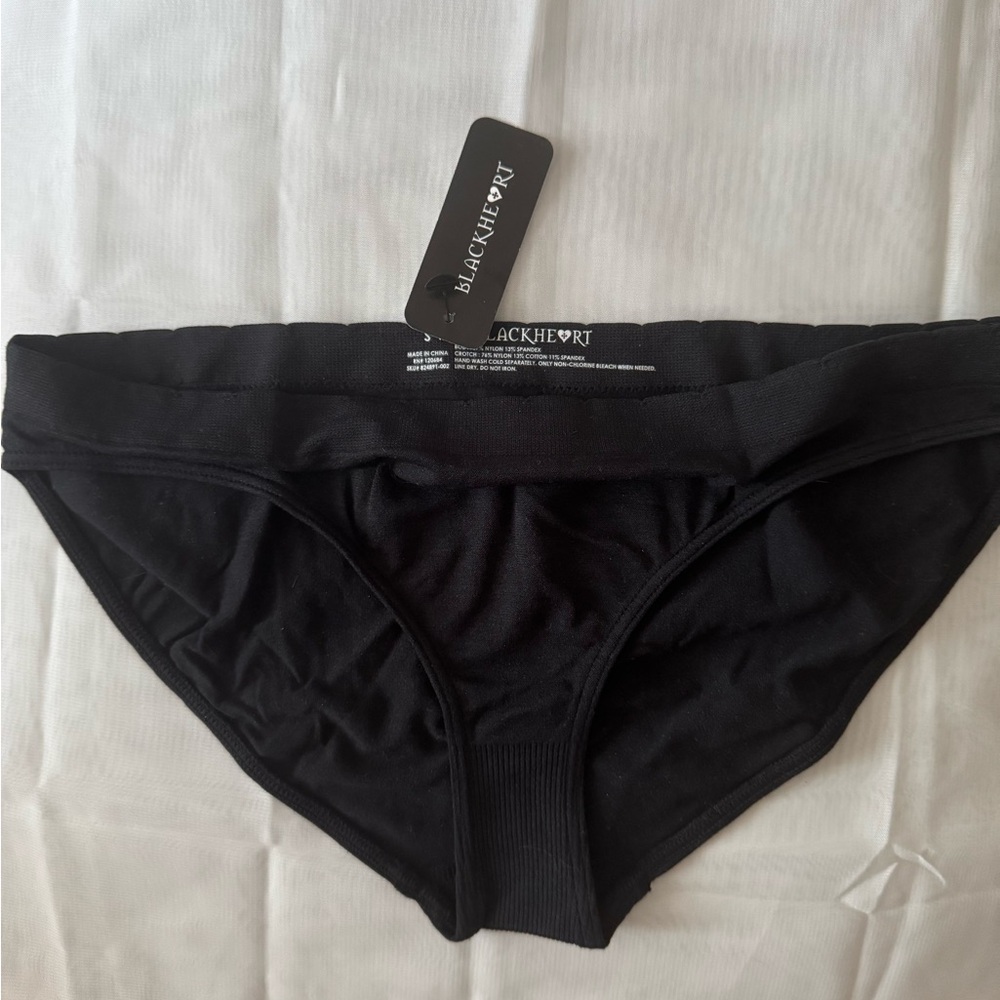 Blackheart iconic Black Panties w/Pink iconic logo Heart on the back NWT Size S - Picture 2 of 3
